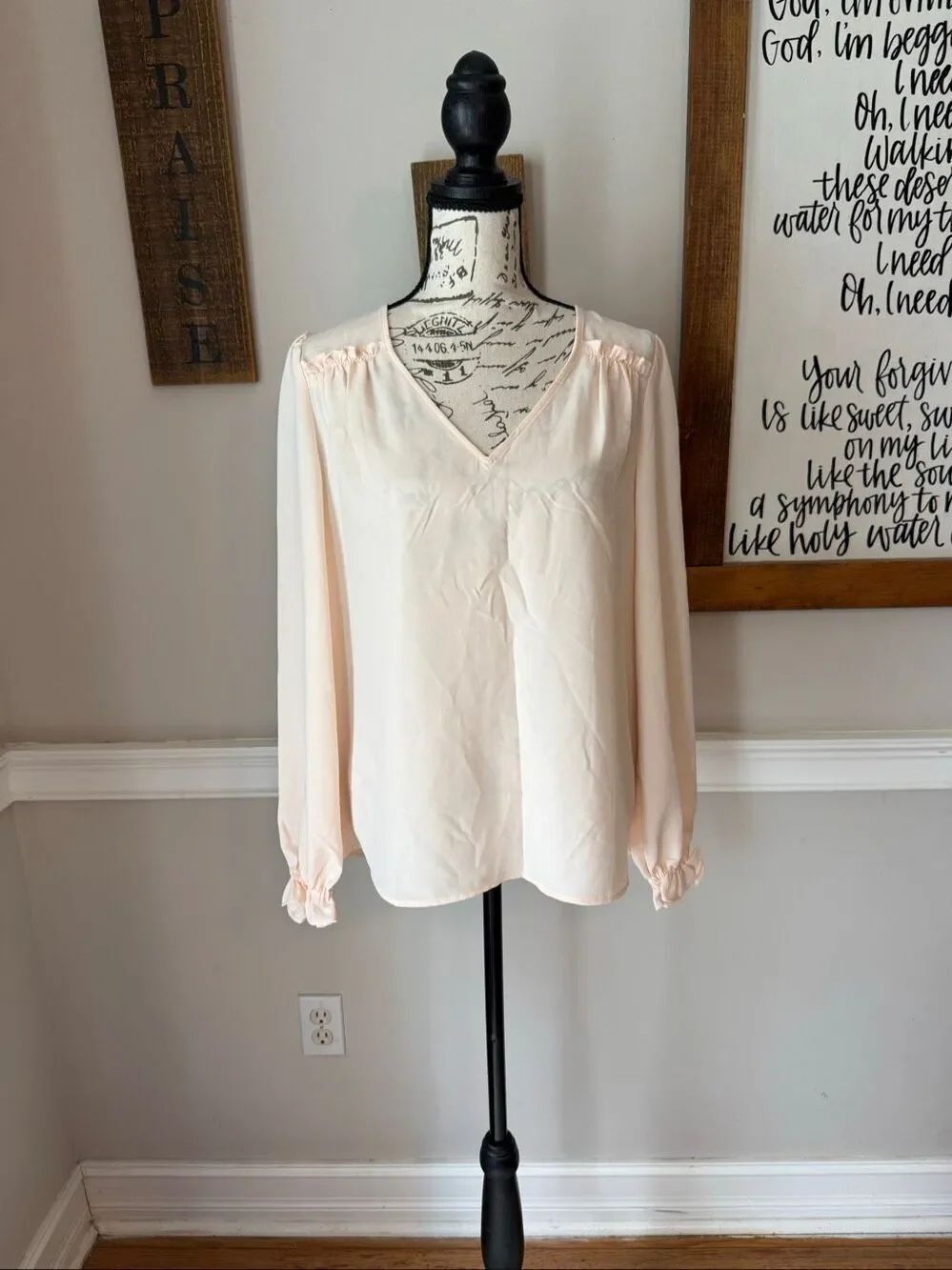 NWT Ann Taylor Women's V-Neck Long Puff Sleeve Blouse Pale Pink Size Small